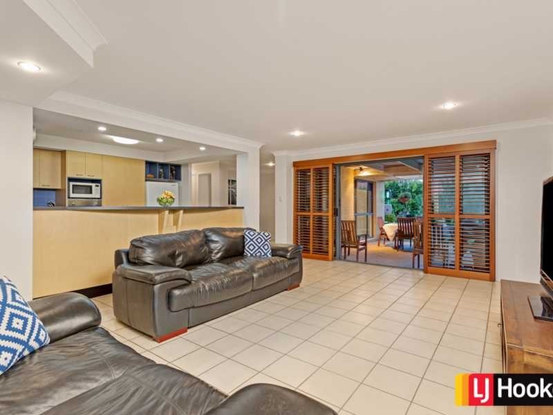 8 Orbital Close, Bridgeman Downs QLD 4035