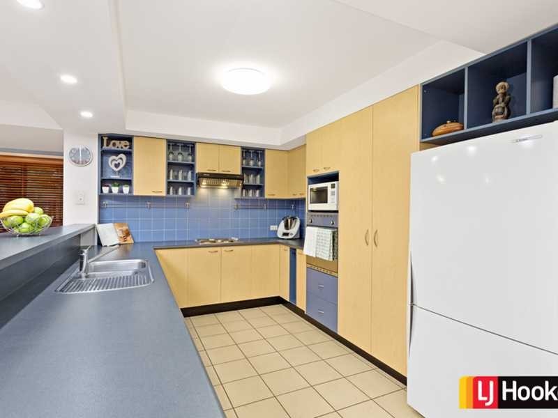 8 Orbital Close, Bridgeman Downs QLD 4035