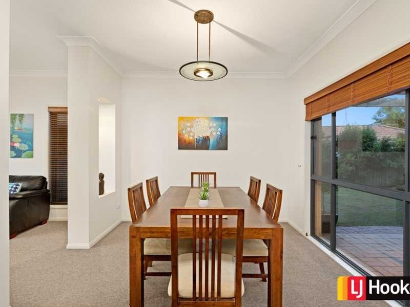 8 Orbital Close, Bridgeman Downs QLD 4035