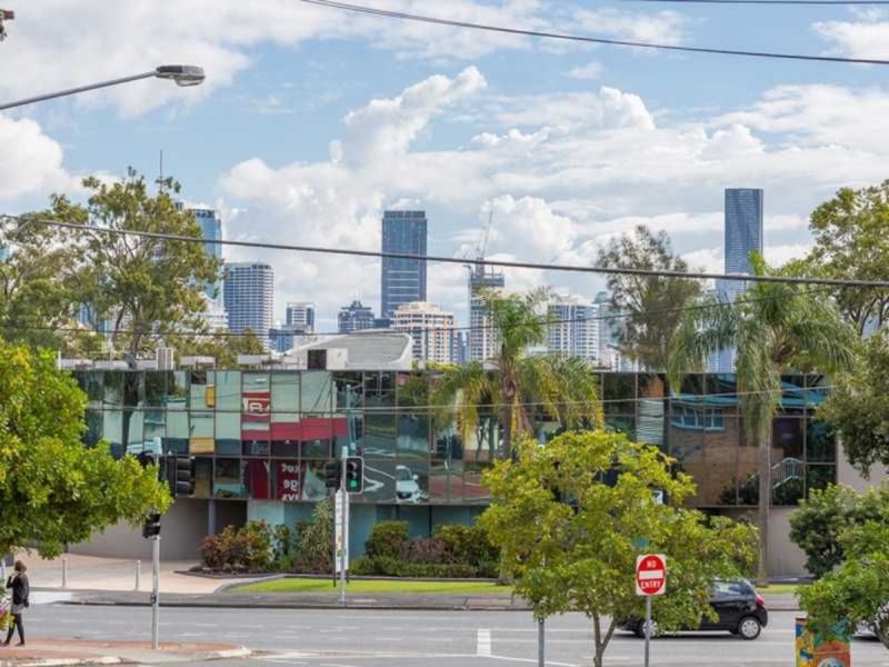 1/3 Heath Street, East Brisbane QLD 4169