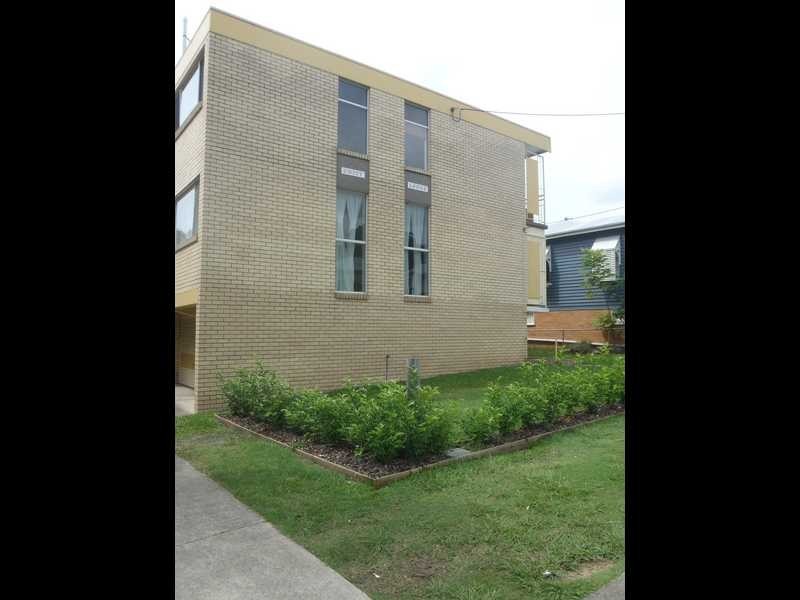 1/111 Glenalva Tce, Enoggera QLD 4051