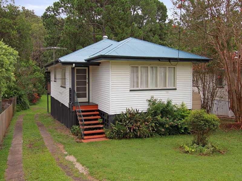 9 Romea Street, The Gap QLD 4061