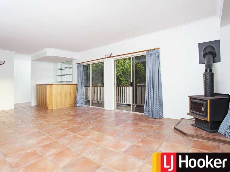 34 Livistona Place, The Gap QLD 4061