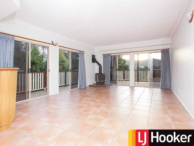 34 Livistona Place, The Gap QLD 4061