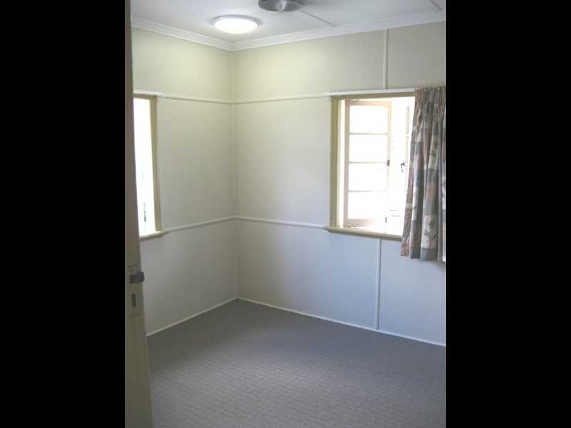 56 Heliopolis Parade, Mitchelton QLD 4053