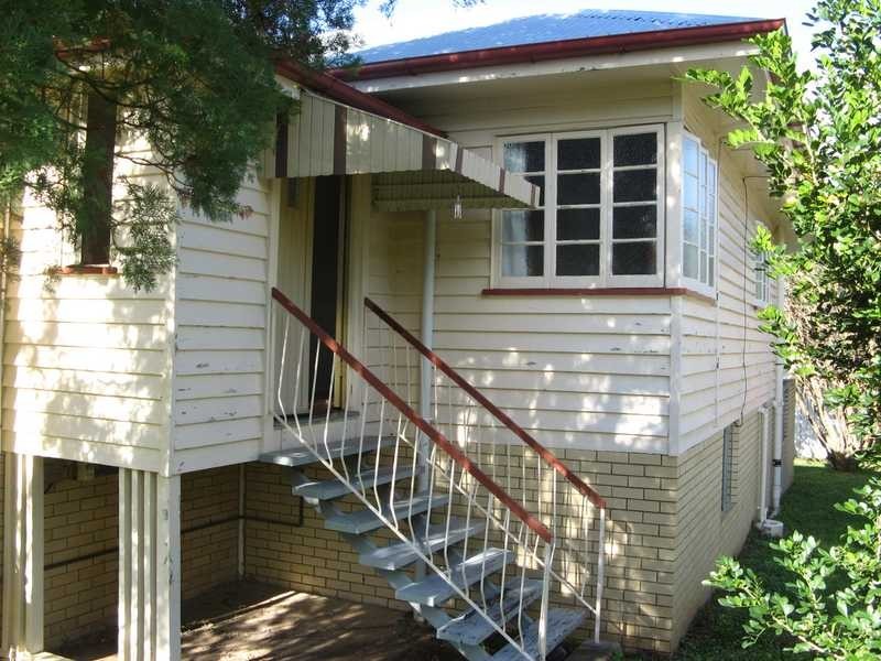 56 Heliopolis Parade, Mitchelton QLD 4053