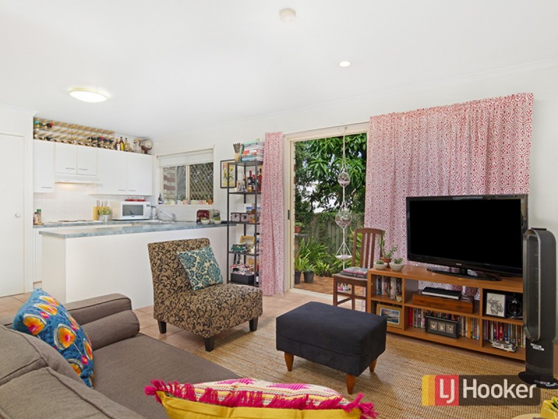 8/19 Baradine Street, Newmarket QLD 4051