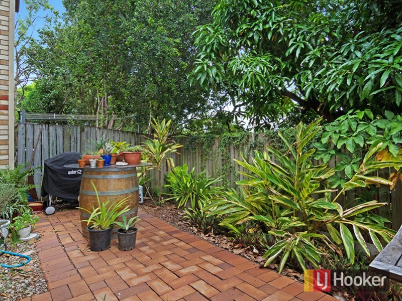 8/19 Baradine Street, Newmarket QLD 4051