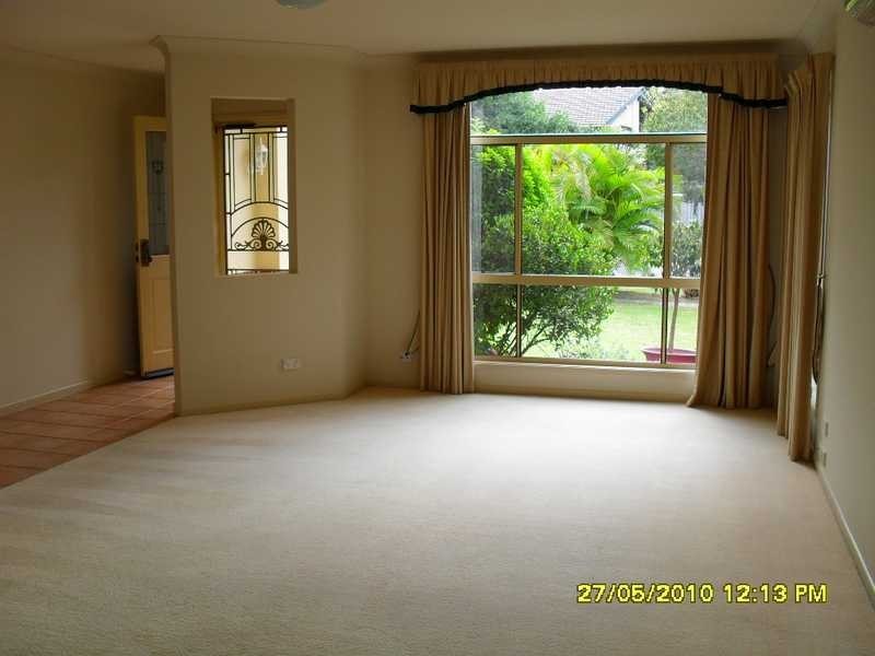 18 Glenwood Place, The Gap QLD 4061