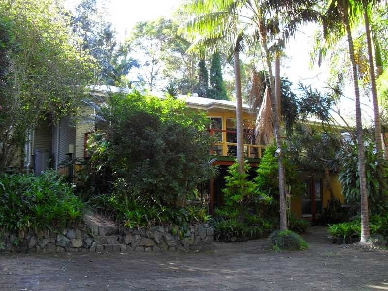 461 Simpsons Road, Bardon QLD 4065