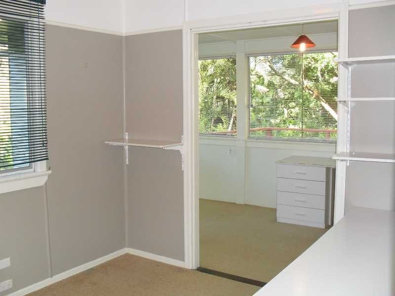 461 Simpsons Road, Bardon QLD 4065