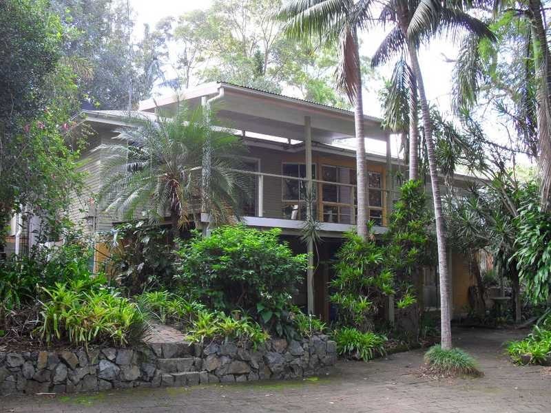 461 Simpsons Road, Bardon QLD 4065