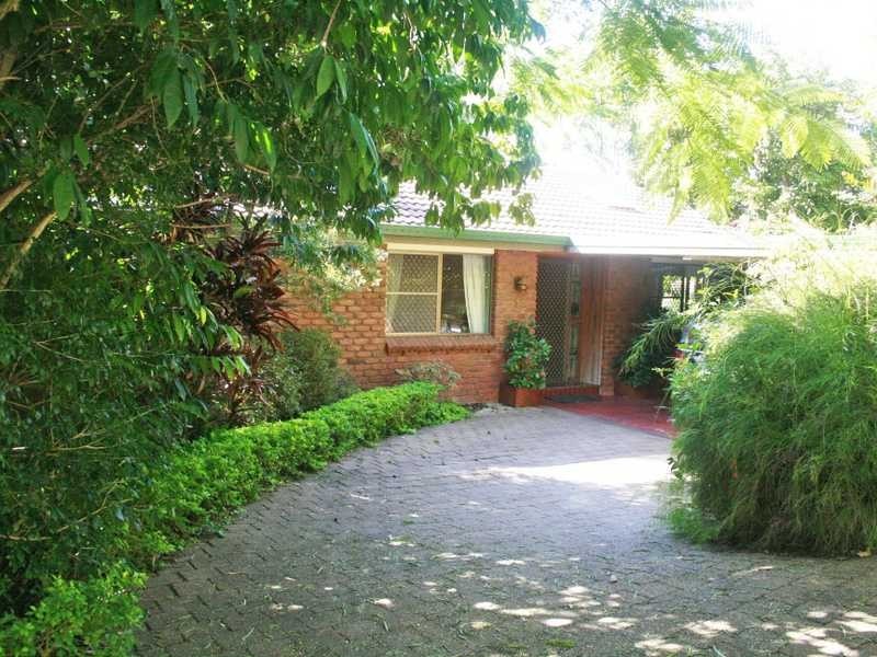4 Bruckner Street, The Gap QLD 4061