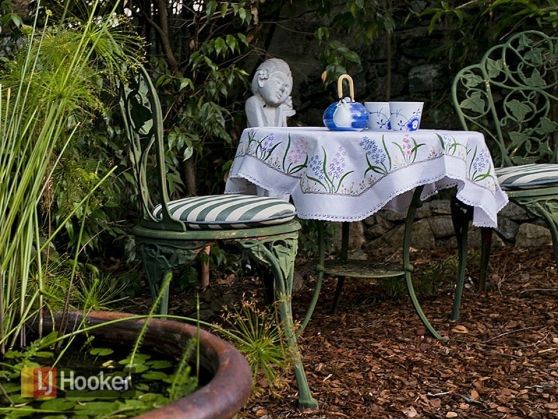 39 Petmar Street, The Gap QLD 4061