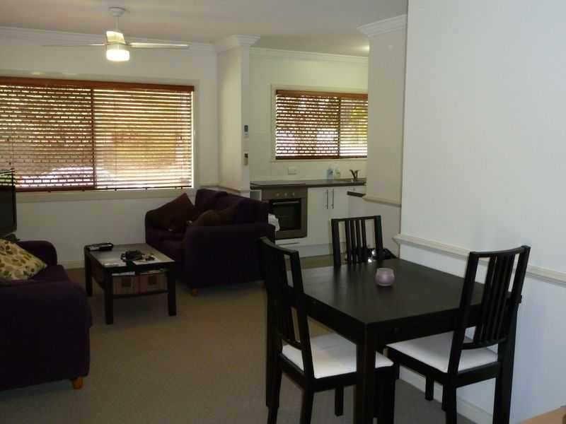 4/2 Glen Parade, Ashgrove QLD 4060