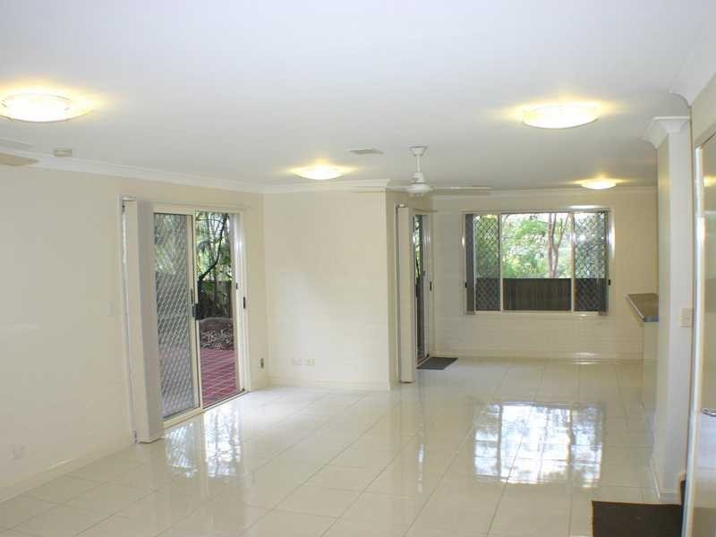 21/1 Glenquarie Place, The Gap QLD 4061