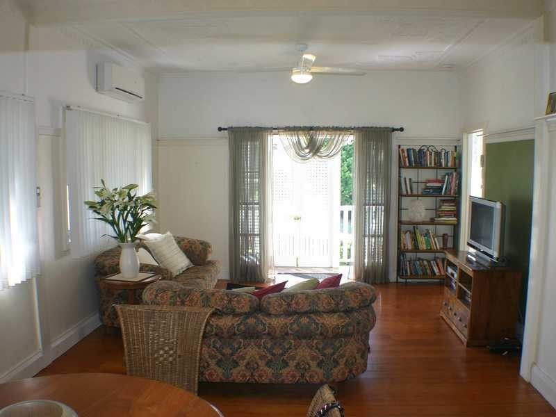 28 Dorset Street, Ashgrove QLD 4060