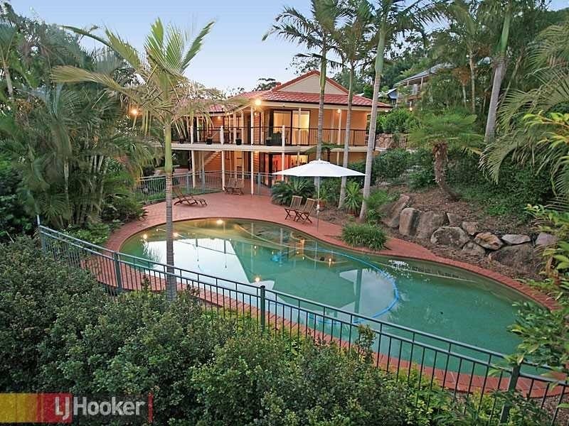 16 Glasgow Street, Ashgrove QLD 4060
