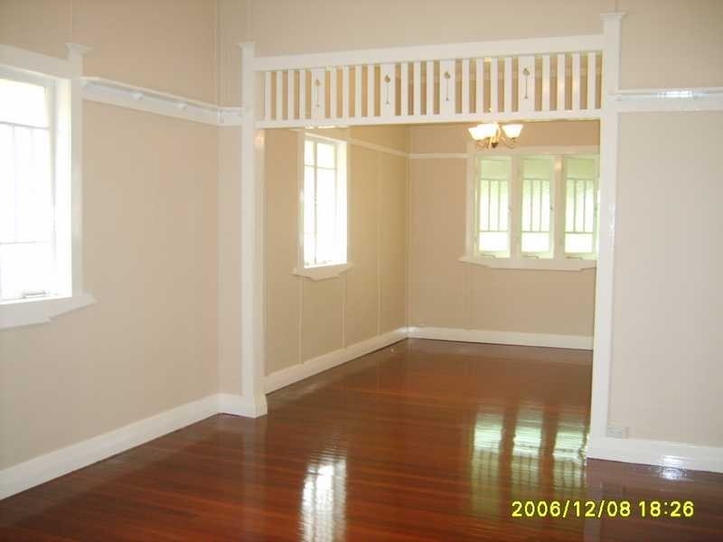 14 Holmesbrook Street, Ashgrove QLD 4060