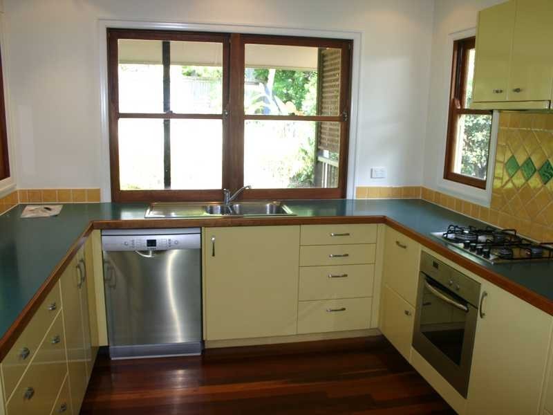 9 Pavonia Street, Ashgrove QLD 4060