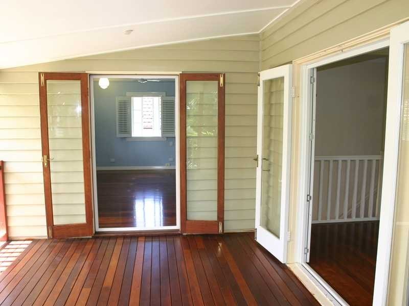 9 Pavonia Street, Ashgrove QLD 4060