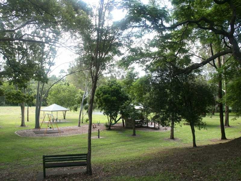 9 Pavonia Street, Ashgrove QLD 4060