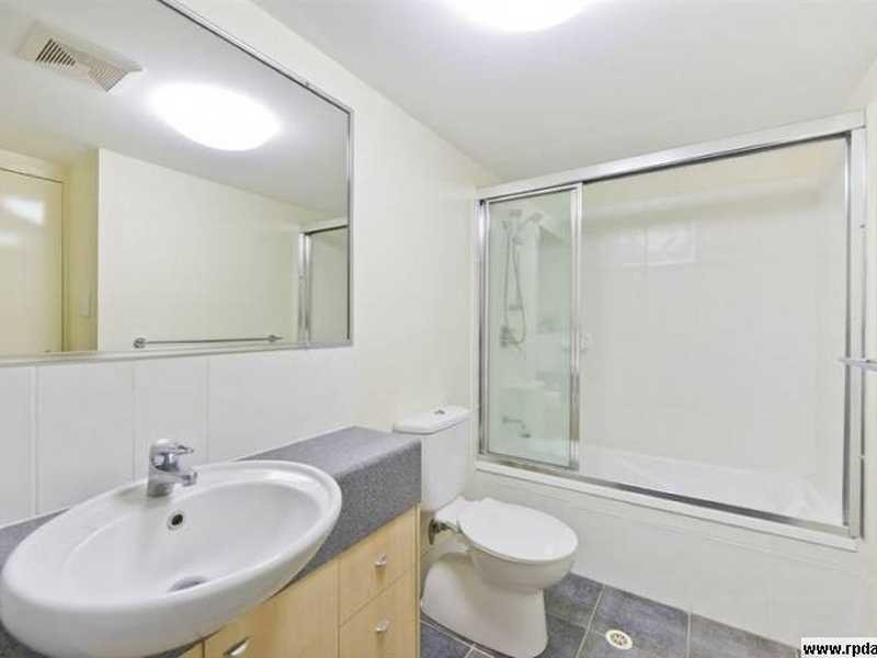 4/10 Trout Street, Ashgrove QLD 4060