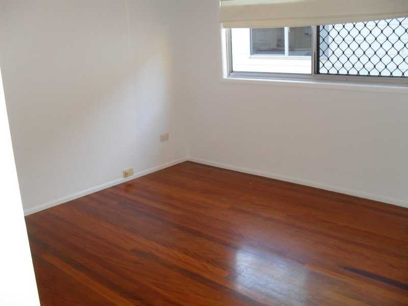 4 Dyne Street, Red Hill QLD 4059