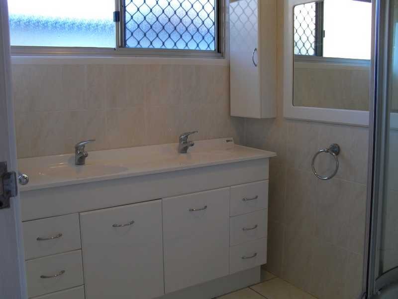 4 Dyne Street, Red Hill QLD 4059