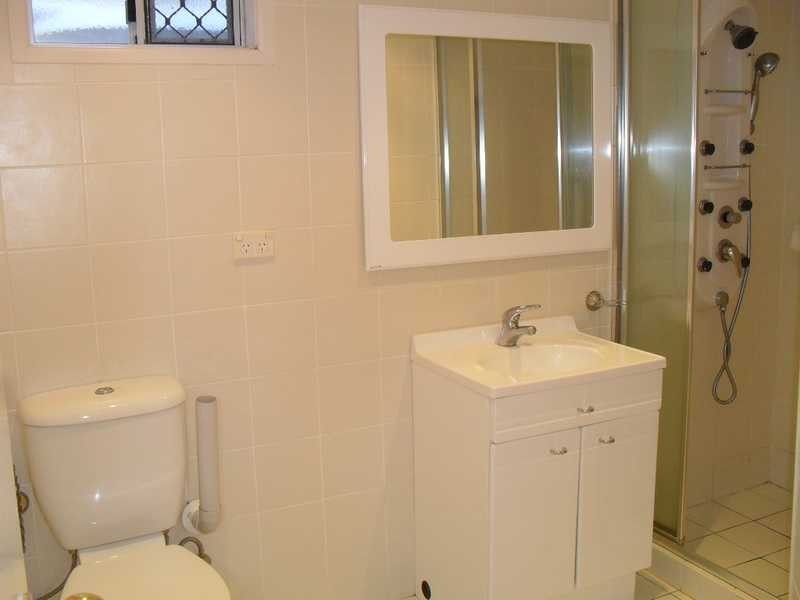 4 Dyne Street, Red Hill QLD 4059