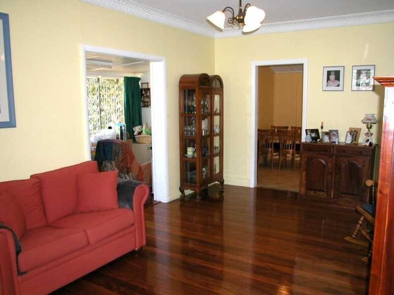 63 St Vincent Street, Ashgrove QLD 4060