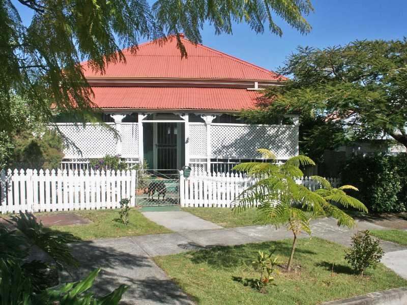 2 St Barnabas Place, Red Hill QLD 4059