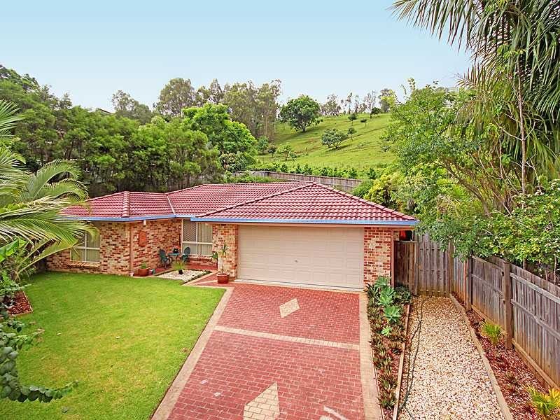 32 Doyle Place, The Gap QLD 4061