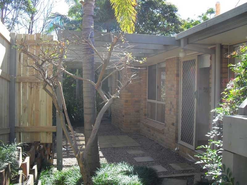 13 Gum Leaf Court, Albany Creek QLD 4035