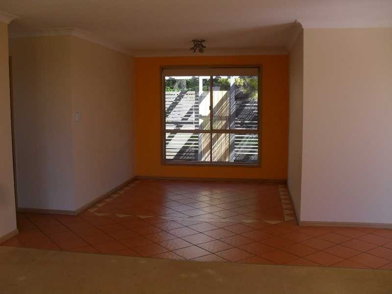 13 Gum Leaf Court, Albany Creek QLD 4035