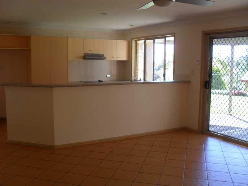 13 Gum Leaf Court, Albany Creek QLD 4035