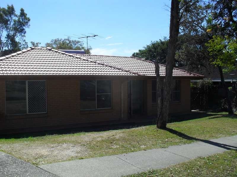 105 McGinn Rd, Ferny Grove QLD 4055