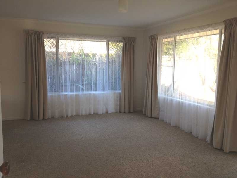 105 McGinn Rd, Ferny Grove QLD 4055
