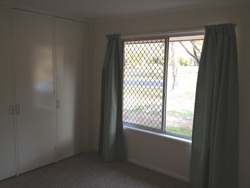 105 McGinn Rd, Ferny Grove QLD 4055