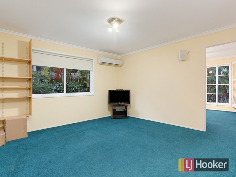 12 Glenferrie Place, The Gap QLD 4061