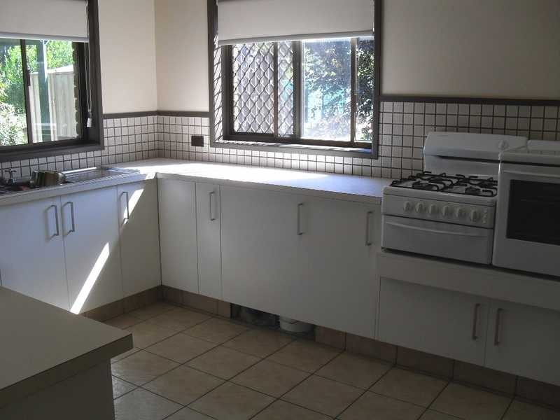 39 Avon Crescent, Albany Creek QLD 4035