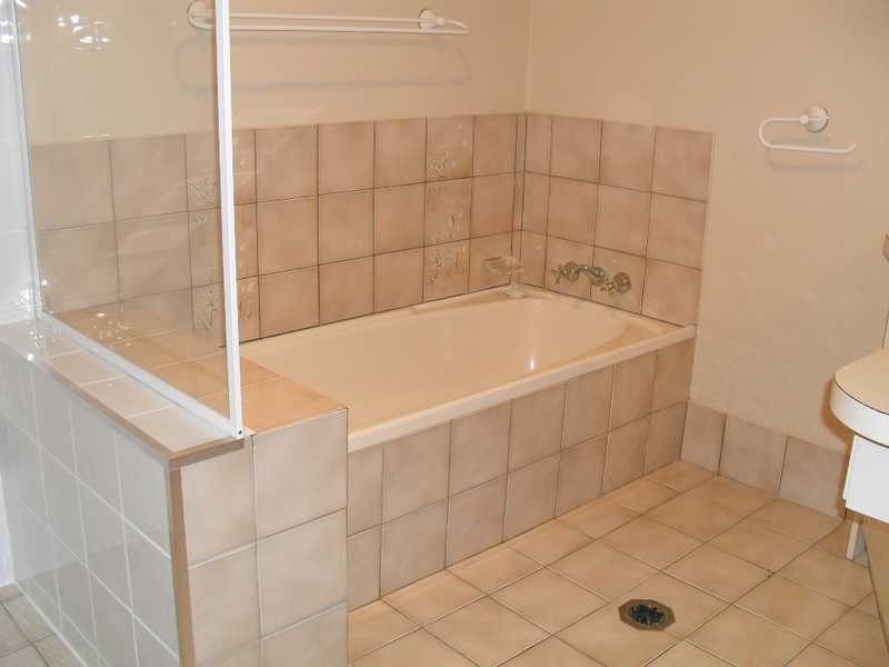 39 Avon Crescent, Albany Creek QLD 4035