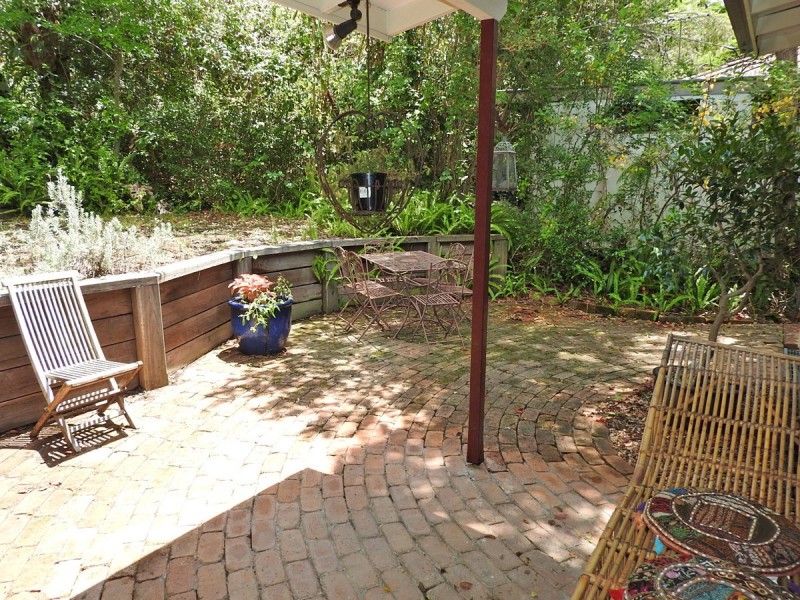 37 Grand Parade, Ashgrove QLD 4060