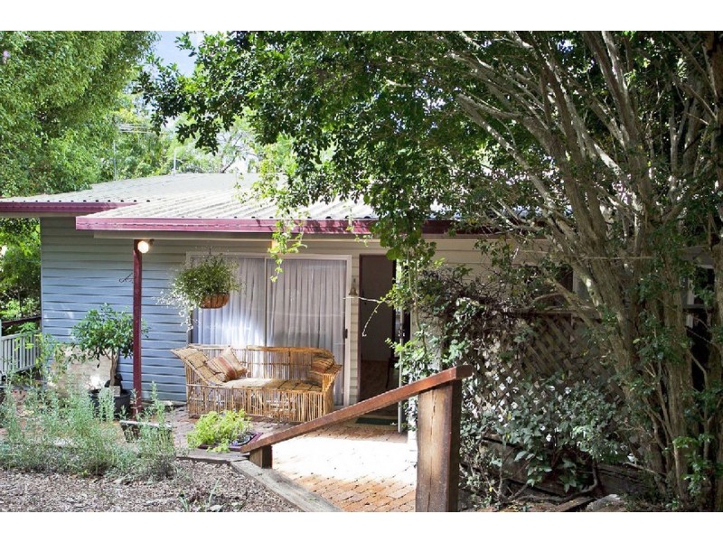 37 Grand Parade, Ashgrove QLD 4060