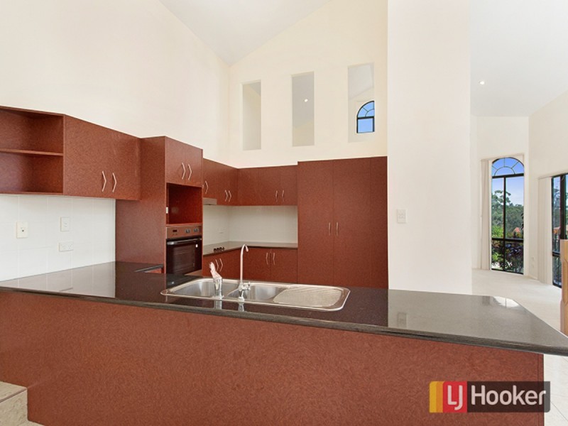 8 Bonica Court, Eatons Hill QLD 4037