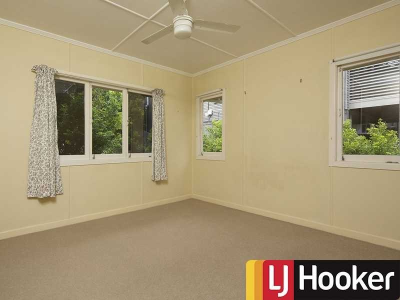 14 Couldrey St, Bardon QLD 4065