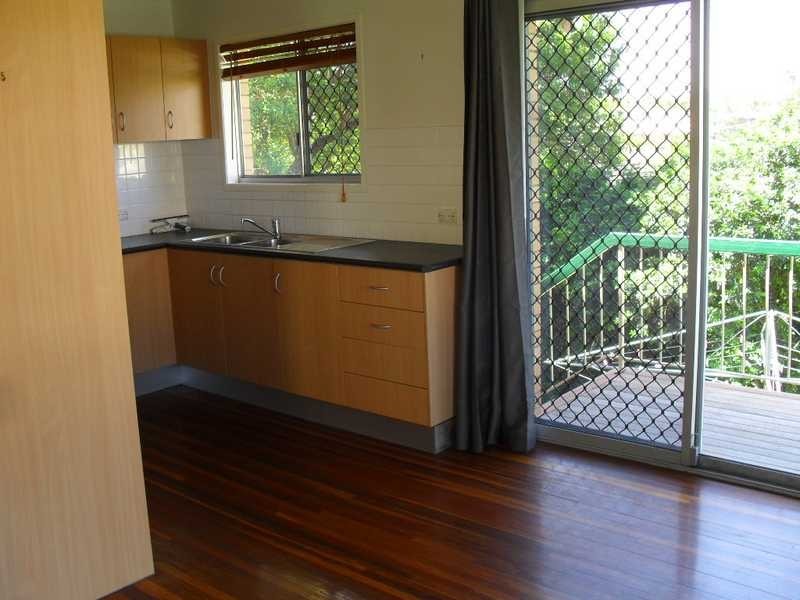 4/235 Pickering Street, Enoggera QLD 4051