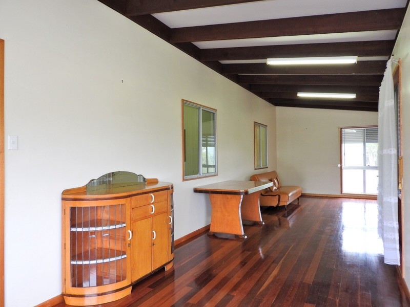 21 Lee Avenue, Bongaree QLD 4507