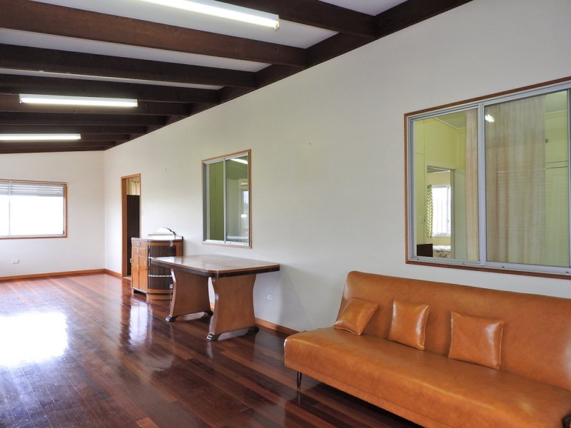 21 Lee Avenue, Bongaree QLD 4507