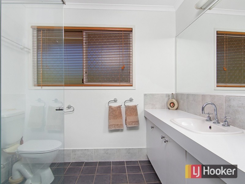 5 Orbital Close, Bridgeman Downs QLD 4035